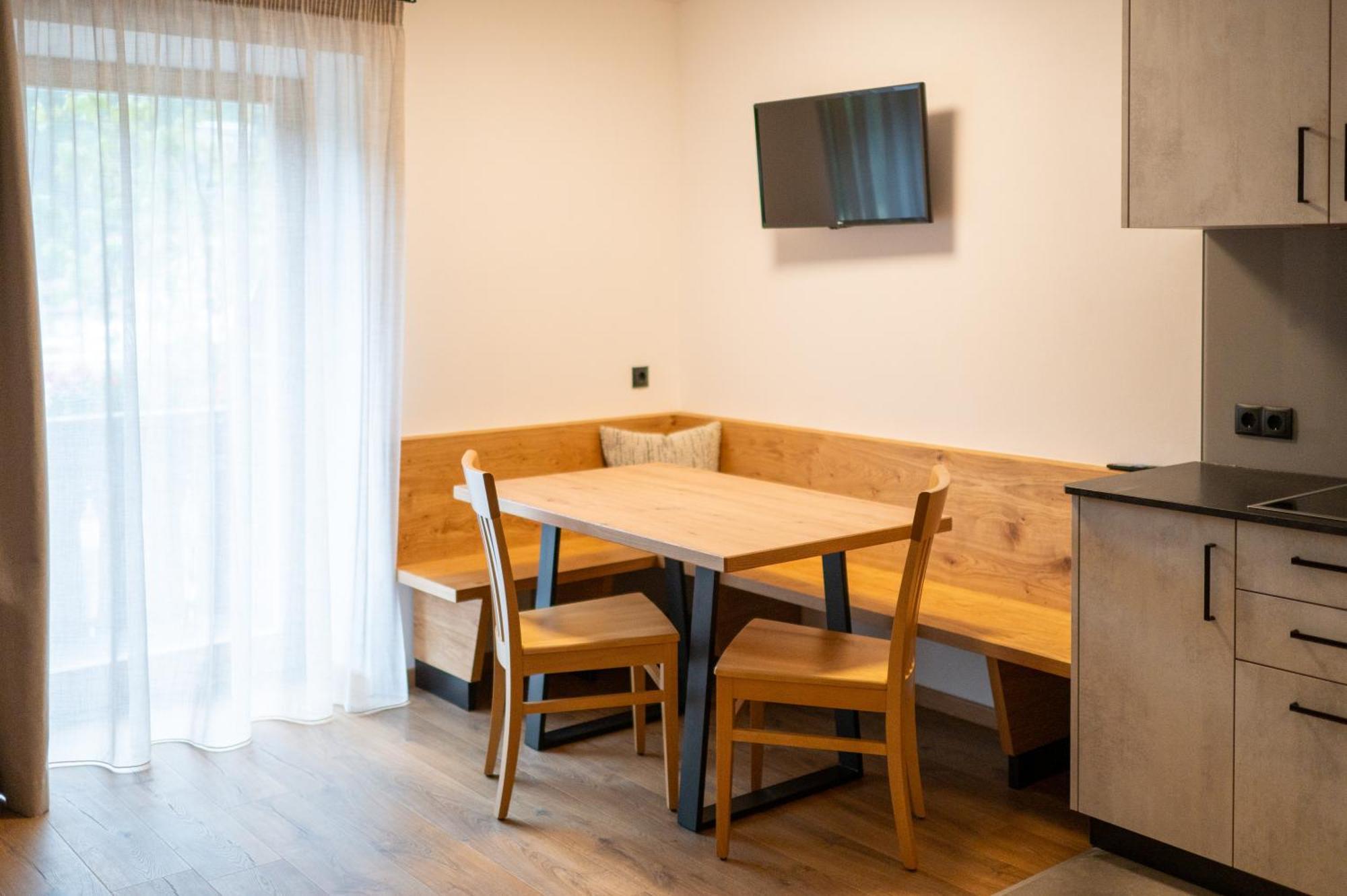 Weberhof Toblach Villa Bagian luar foto